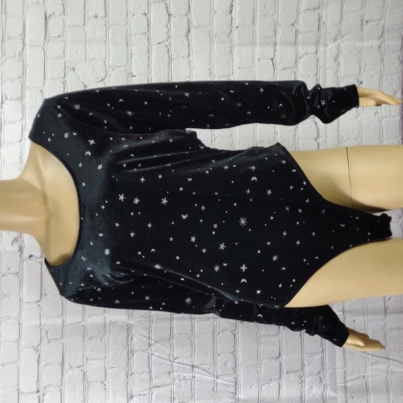 New Wild Fable XL Black Velure with sparkly moon and stars long sleeve bodysuit - Picture 12 of 12